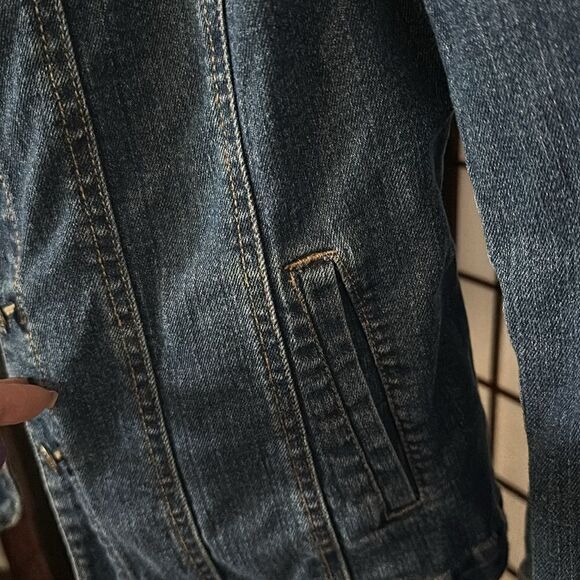 Brighton Collectibles Embroidered Jean Jacket Heart Size Small See Measurements - Picture 8 of 8